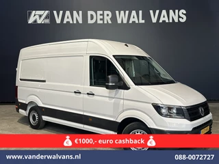 Hoofdafbeelding Volkswagen Crafter Volkswagen Crafter 2.0 TDI 140 pk L3H3 L2H2 Euro6 Airco | Camera | Navigatie | Apple Carplay | Massagestoel Android Auto, Parkeersensoren, 3000kg trekvermogen