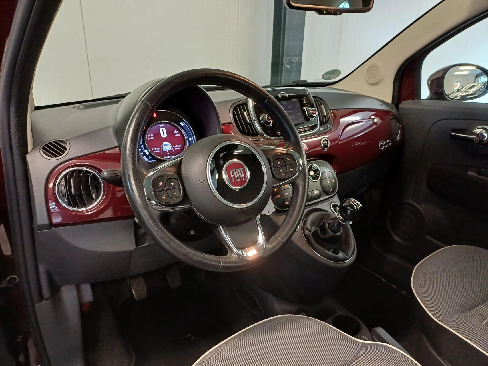 Hoofdafbeelding Fiat 500