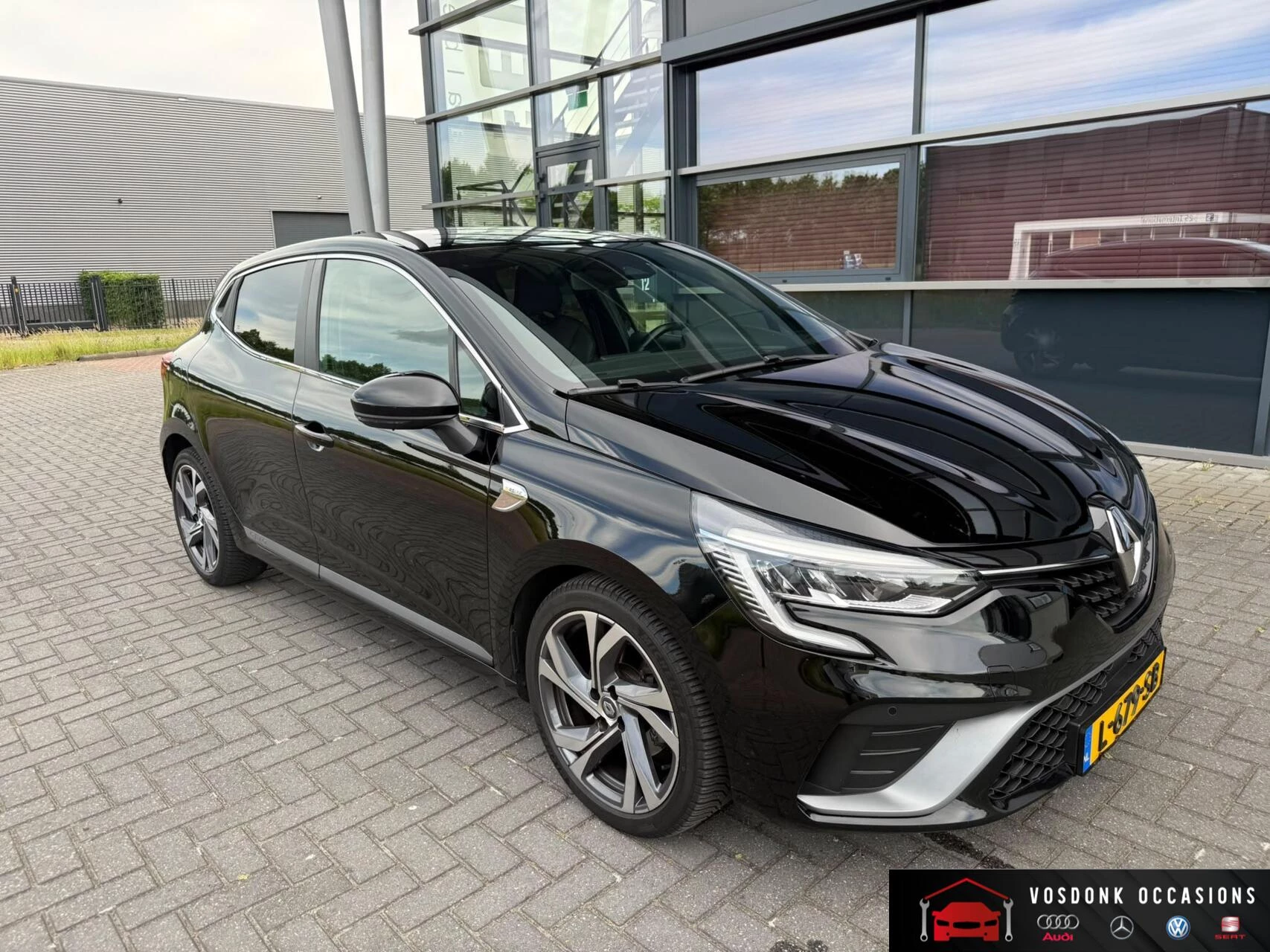 Hoofdafbeelding Renault Clio