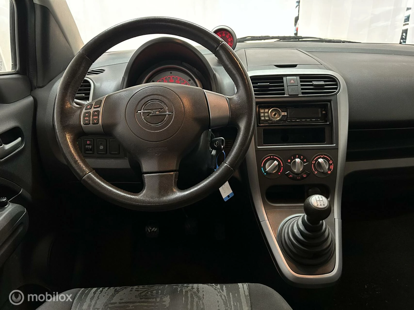 Hoofdafbeelding Opel Agila