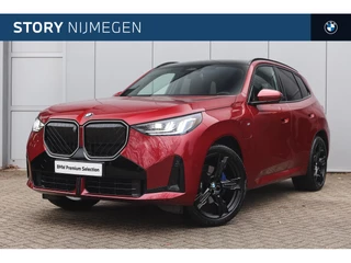 Hoofdafbeelding BMW X3 BMW X3 30e xDrive High Executive M Sport Automaat / Panoramadak / Trekhaak / Sportstoelen / Adaptieve LED / Parking Assistant Plus / Comfort Access / Suurverwarming