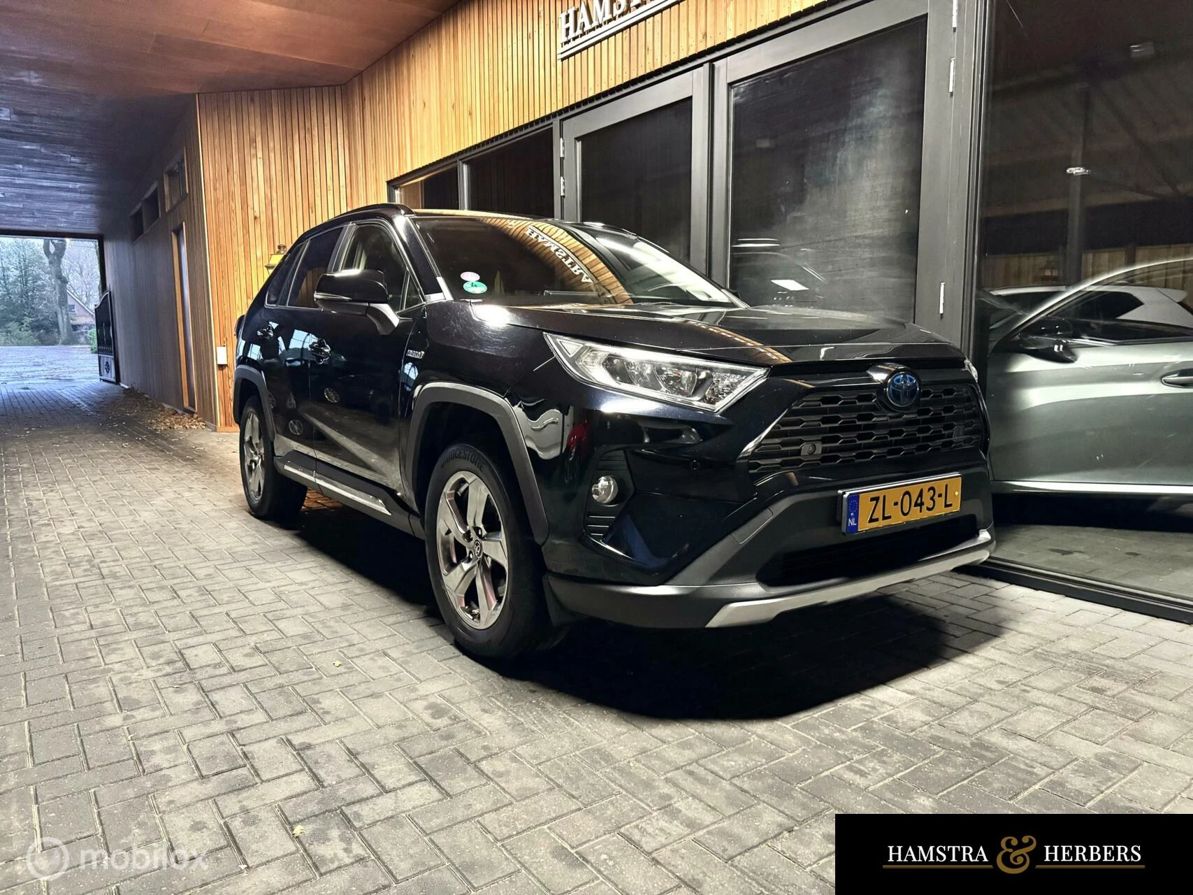 Hoofdafbeelding Toyota RAV4