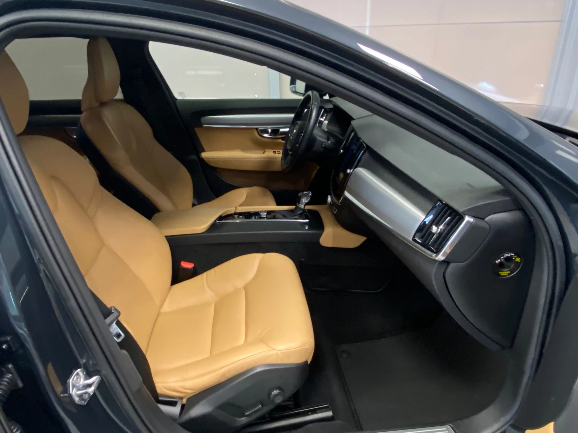Hoofdafbeelding Volvo V90