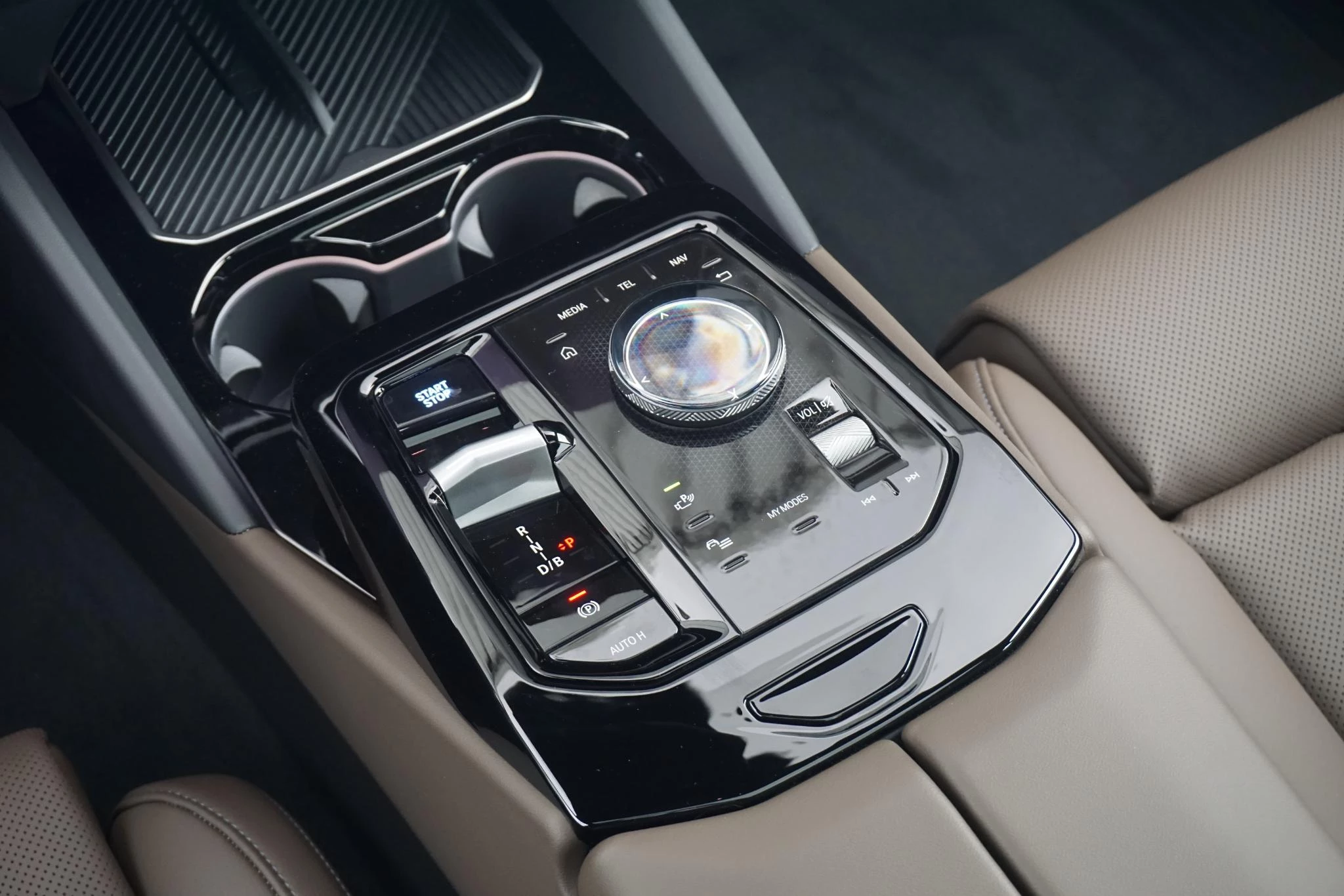 Hoofdafbeelding BMW i5