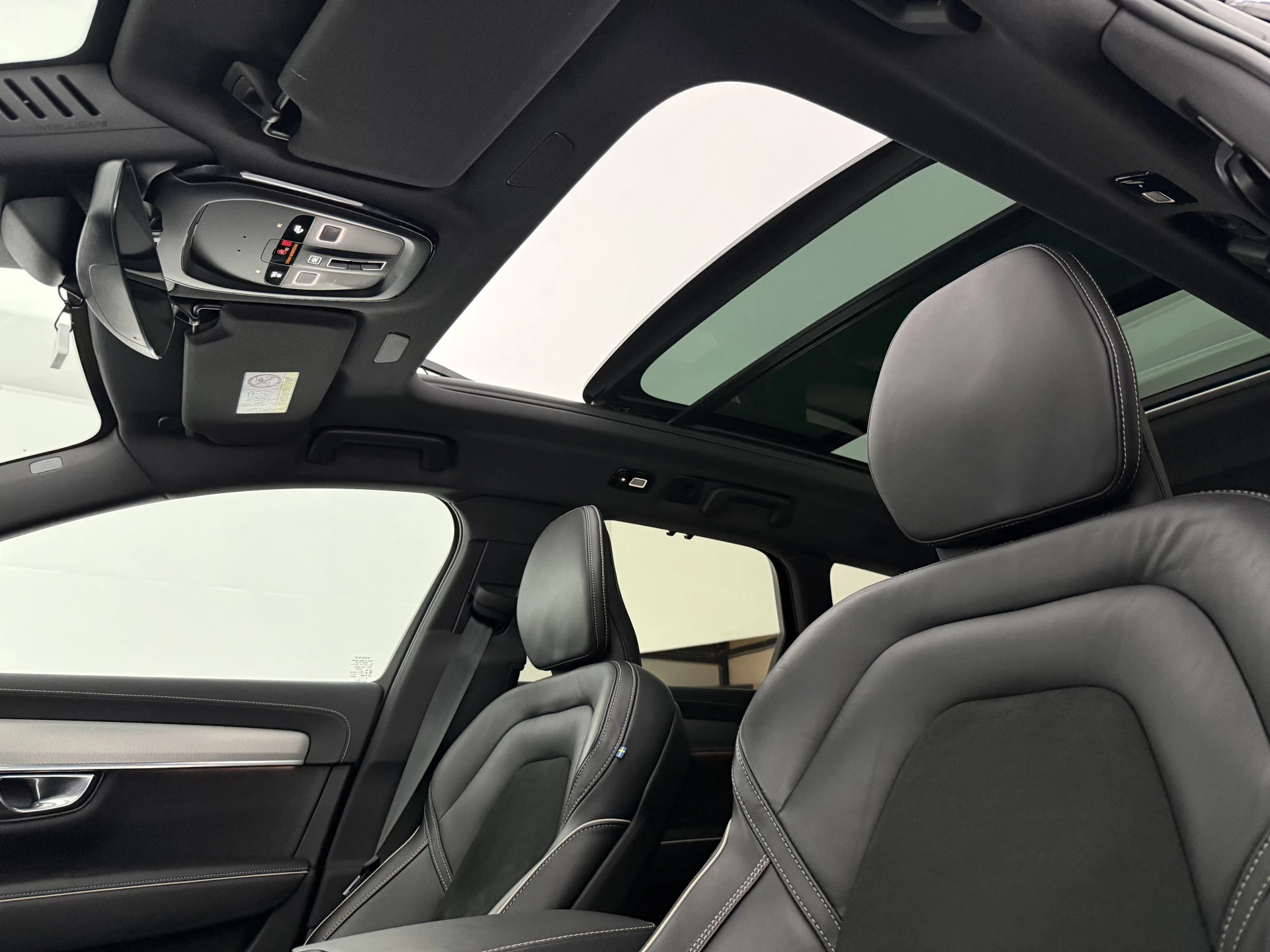 Hoofdafbeelding Volvo V90