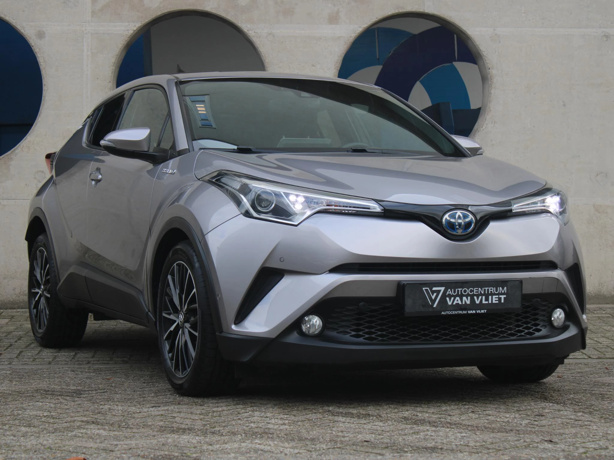 Hoofdafbeelding Toyota C-HR