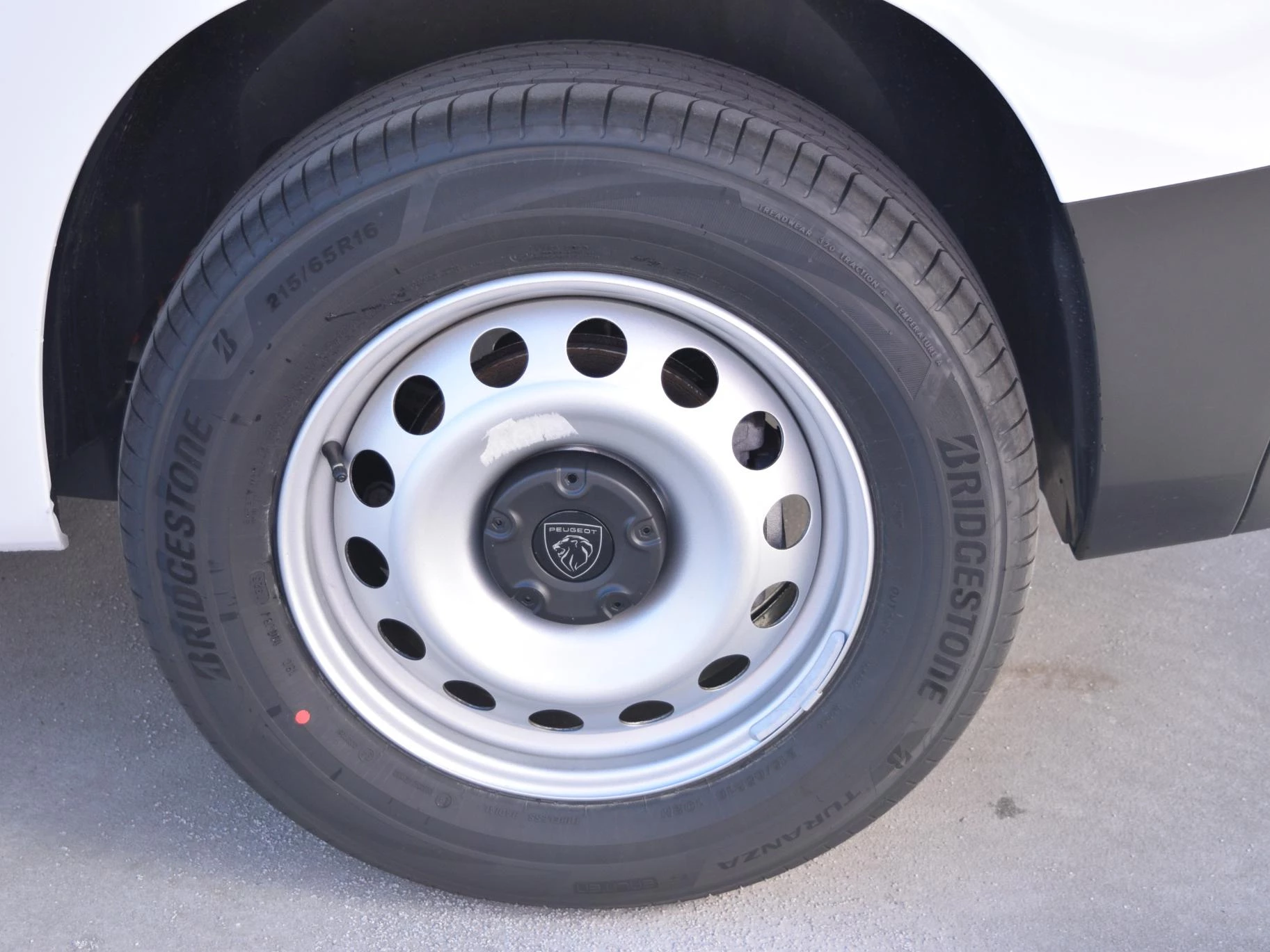 Hoofdafbeelding Peugeot e-Partner