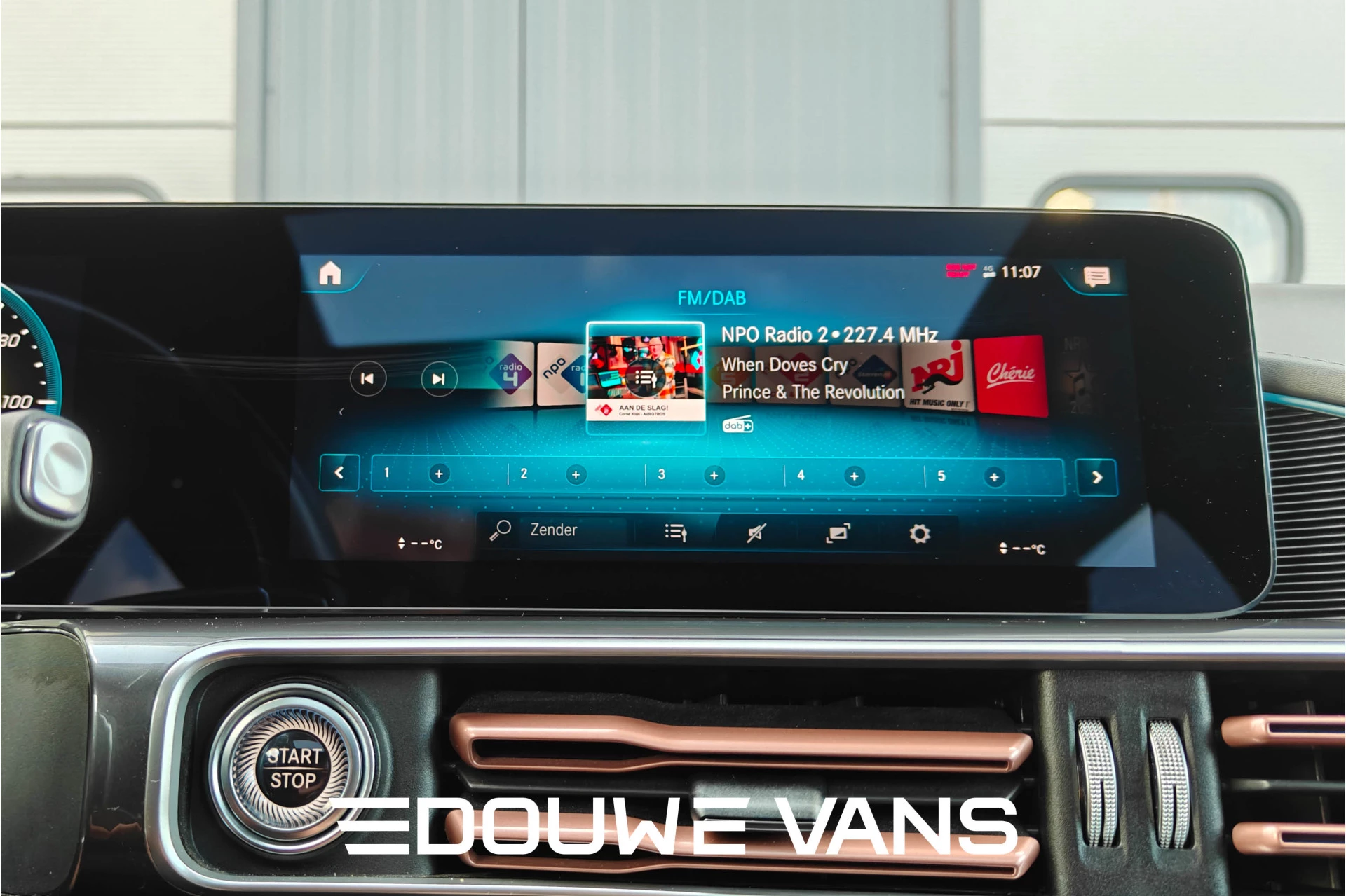 Hoofdafbeelding Mercedes-Benz EQC