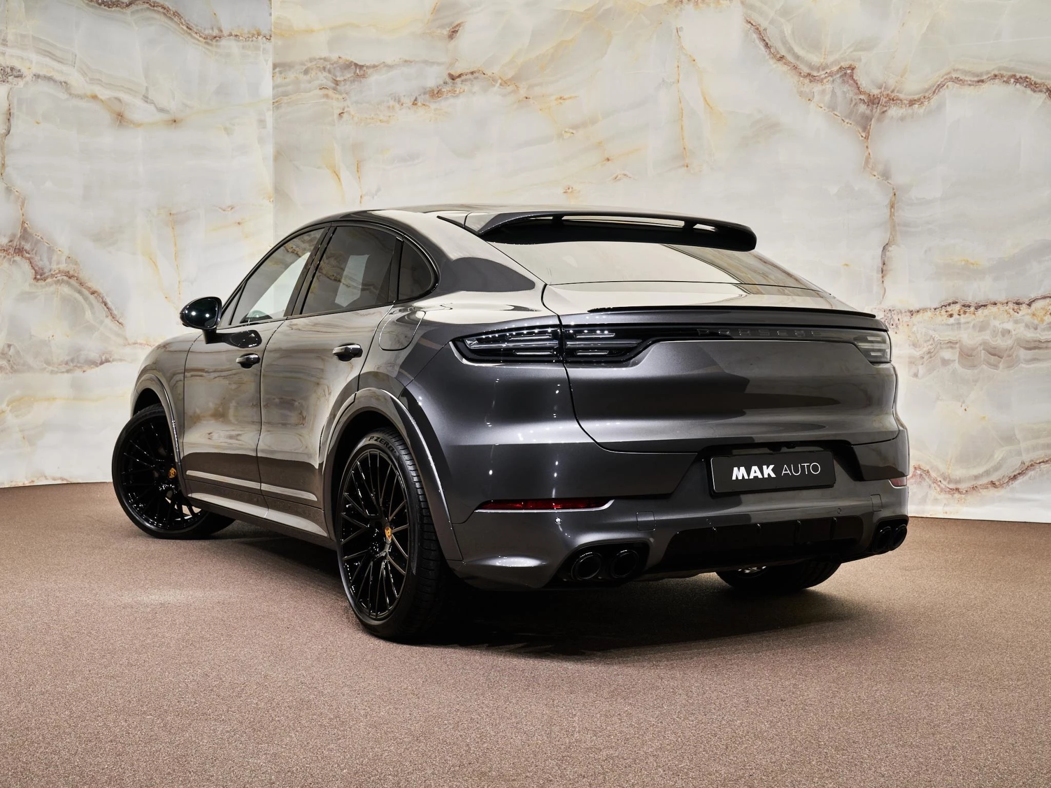 Hoofdafbeelding Porsche Cayenne