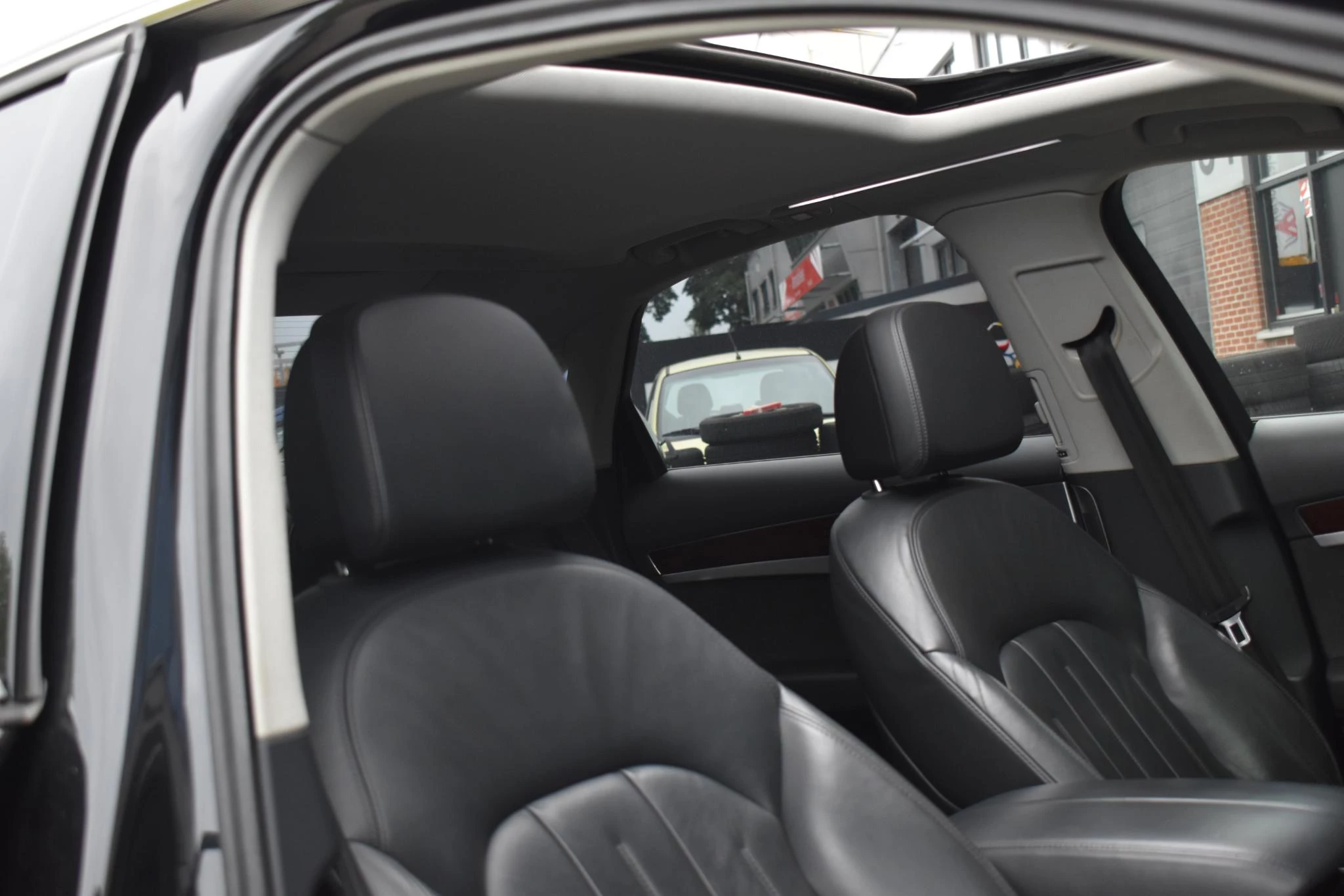 Hoofdafbeelding Audi A8