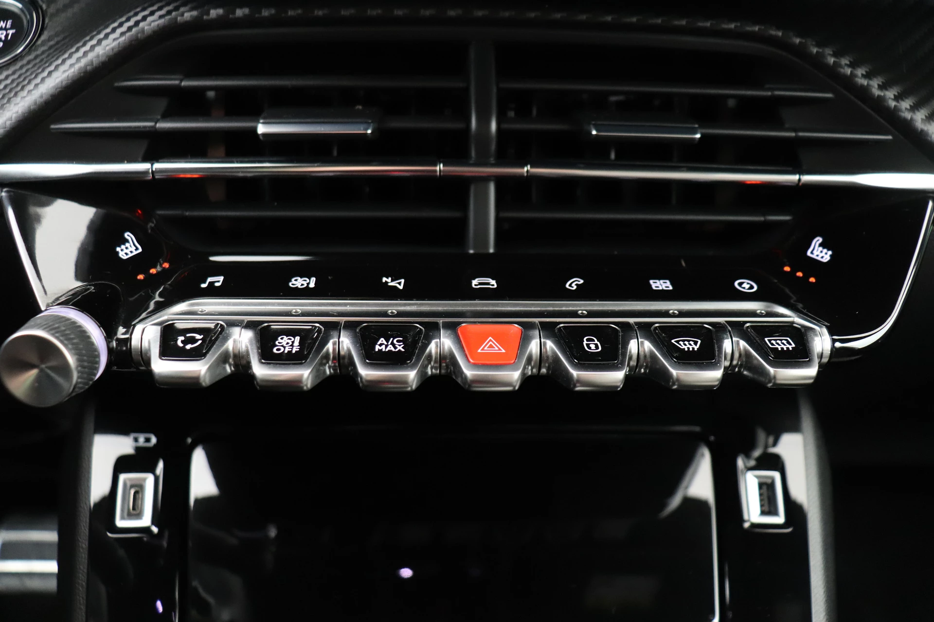 Hoofdafbeelding Peugeot e-208