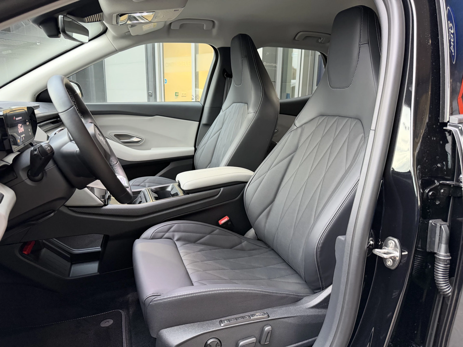 Hoofdafbeelding Ford Explorer