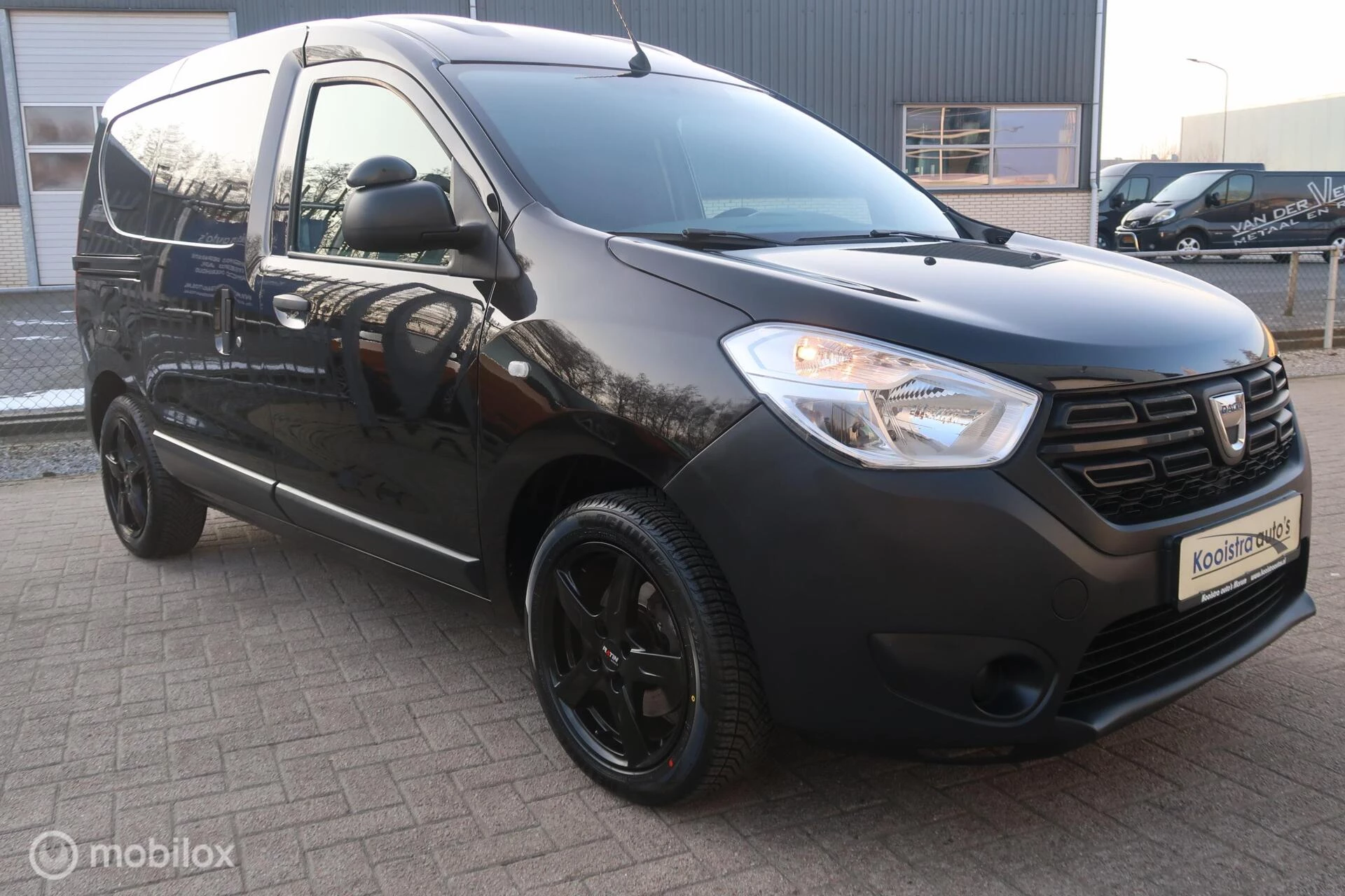 Hoofdafbeelding Dacia Dokker