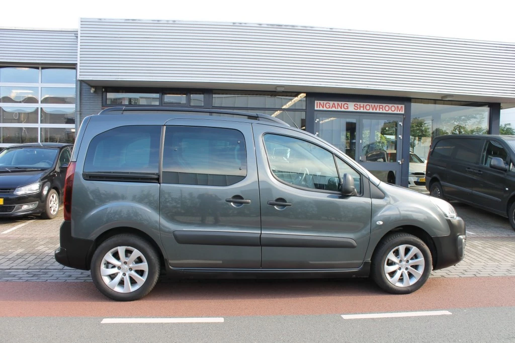 Hoofdafbeelding Peugeot Partner