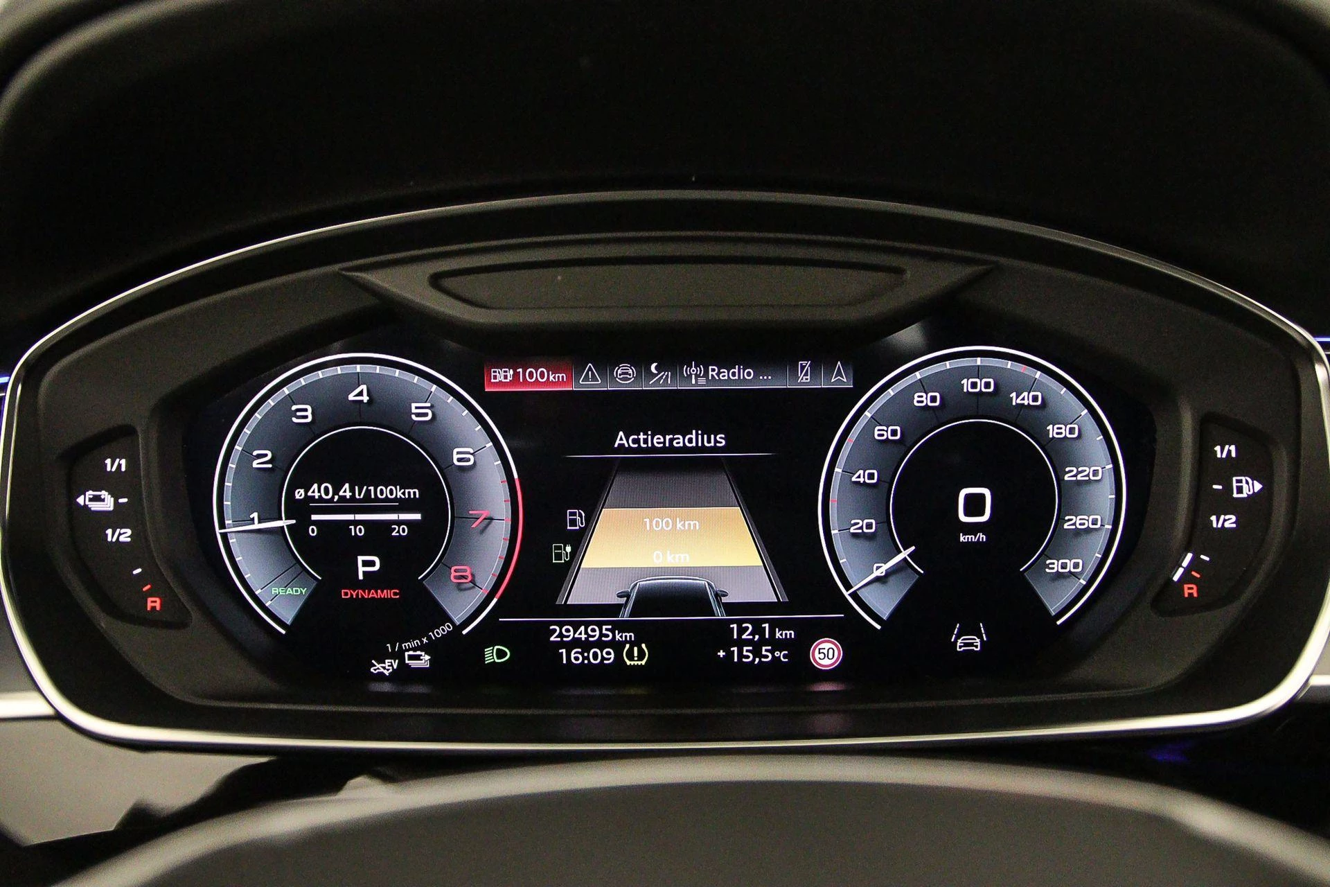 Hoofdafbeelding Audi A8