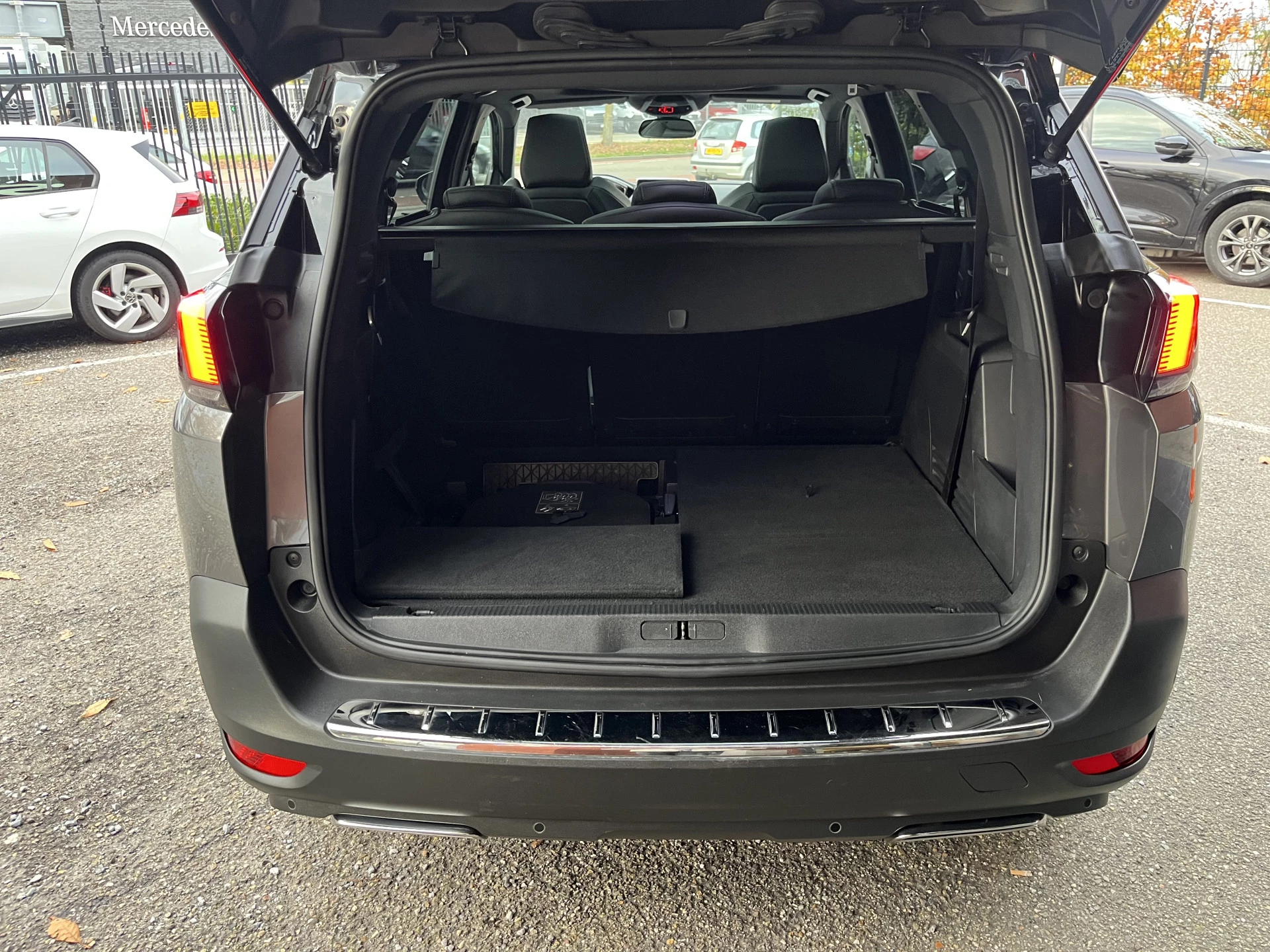 Hoofdafbeelding Peugeot 5008