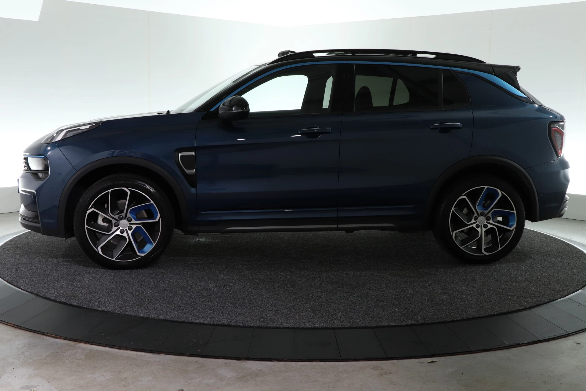 Hoofdafbeelding Lynk & Co 01