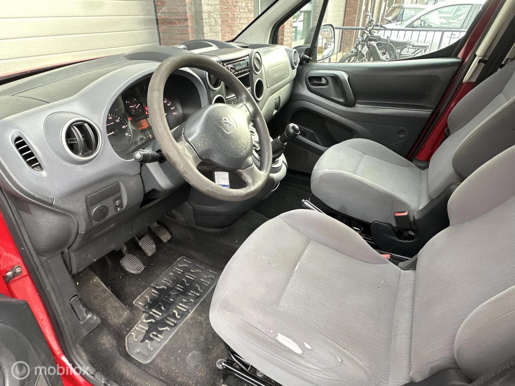 Hoofdafbeelding Peugeot Partner