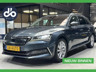 Skoda Superb Combi 1.4 TSI iV Style SOH 90% I WEG KLAPB. TREKHAAK I DIGI DISPLAY I FULL LED I VERWARMBARE STOELEN + A. BANK