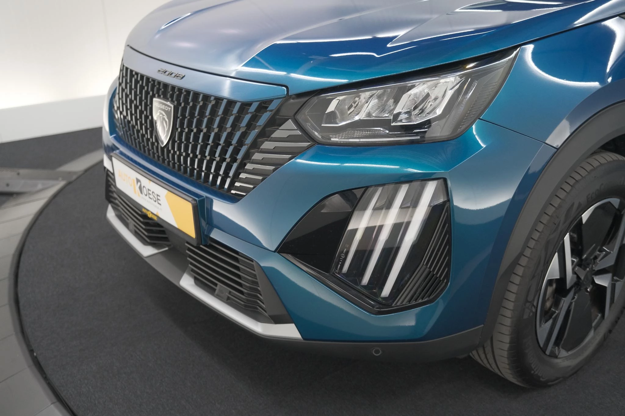 Hoofdafbeelding Peugeot e-2008