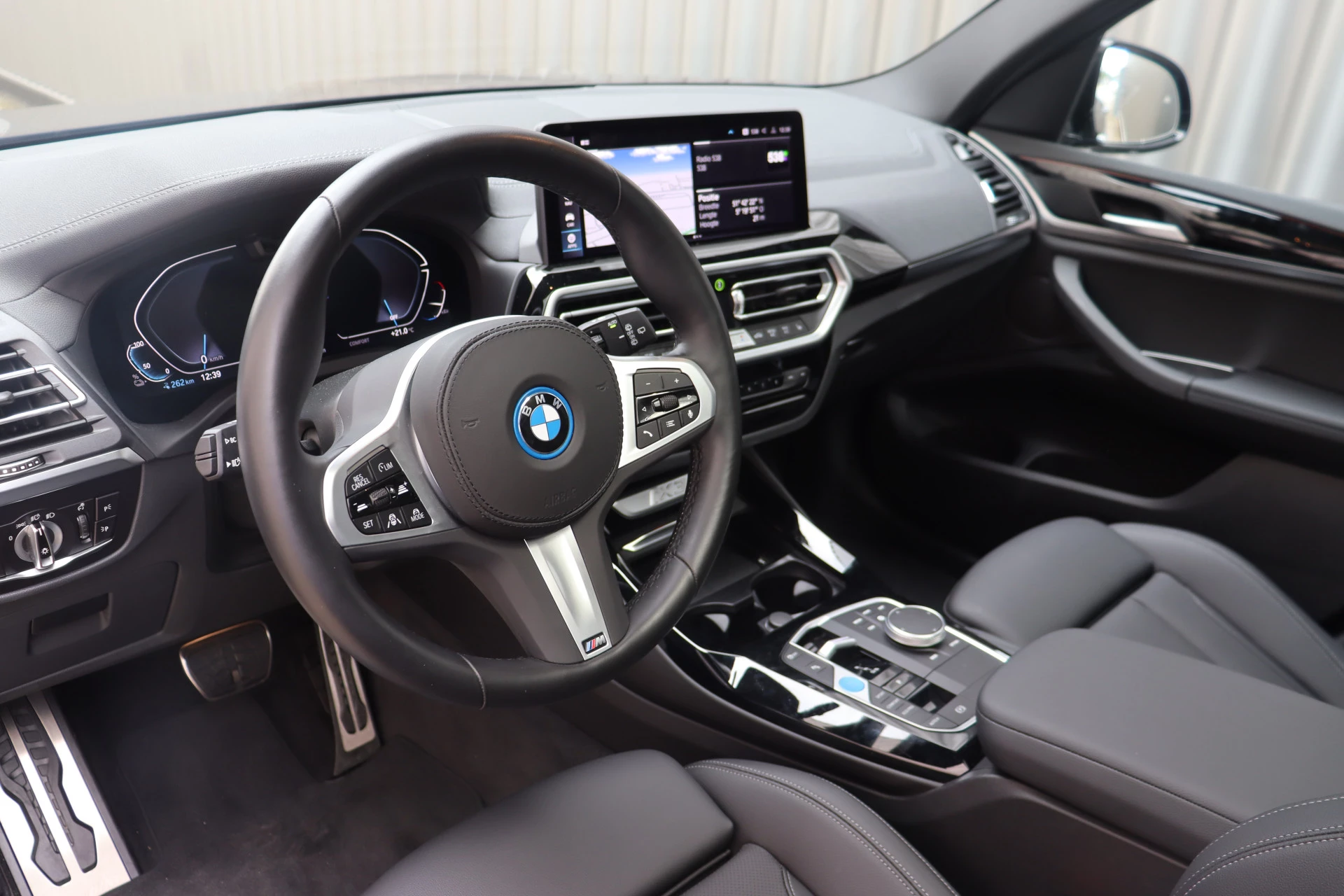 Hoofdafbeelding BMW iX3