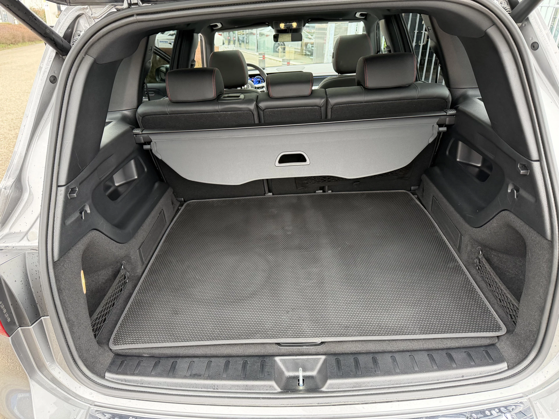 Hoofdafbeelding Mercedes-Benz EQB