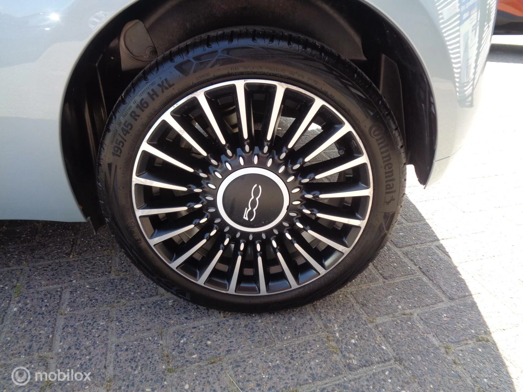 Hoofdafbeelding Fiat 500C