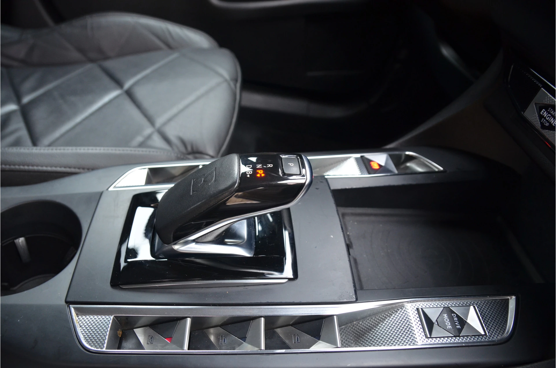 Hoofdafbeelding DS DS 3