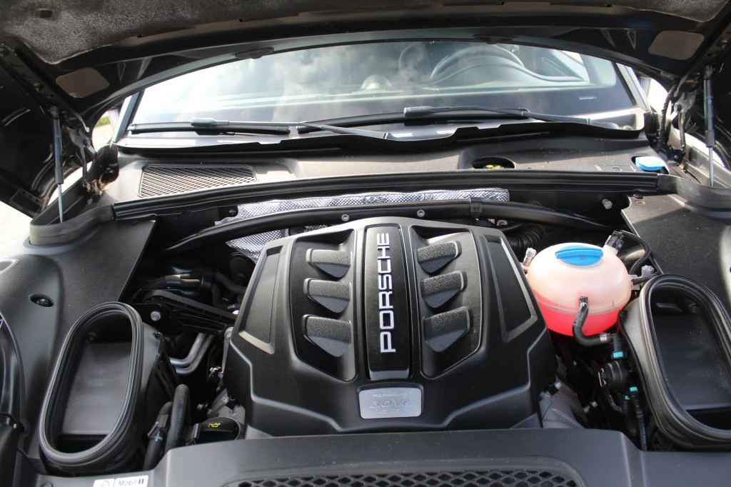 Hoofdafbeelding Porsche Macan