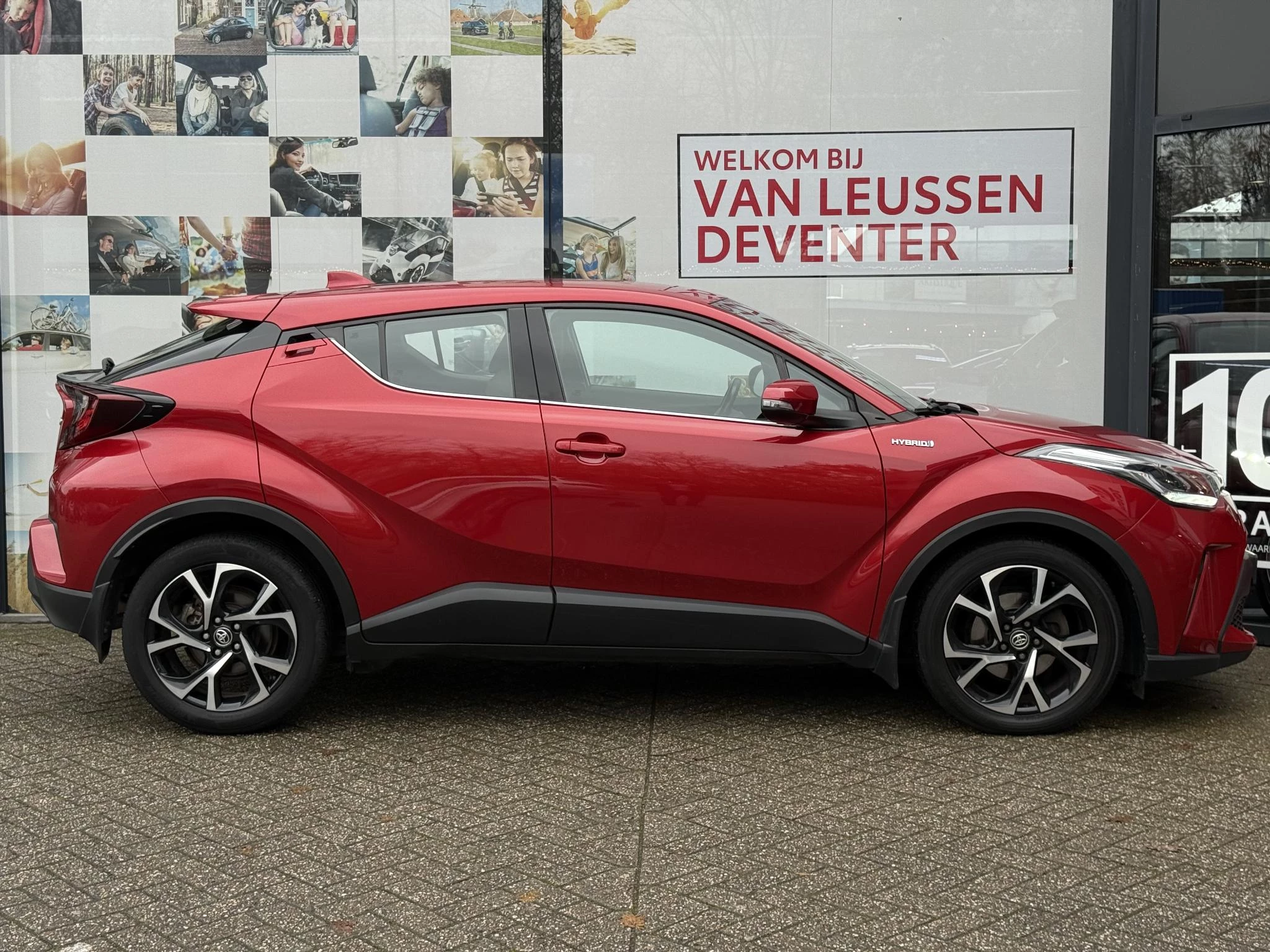 Hoofdafbeelding Toyota C-HR