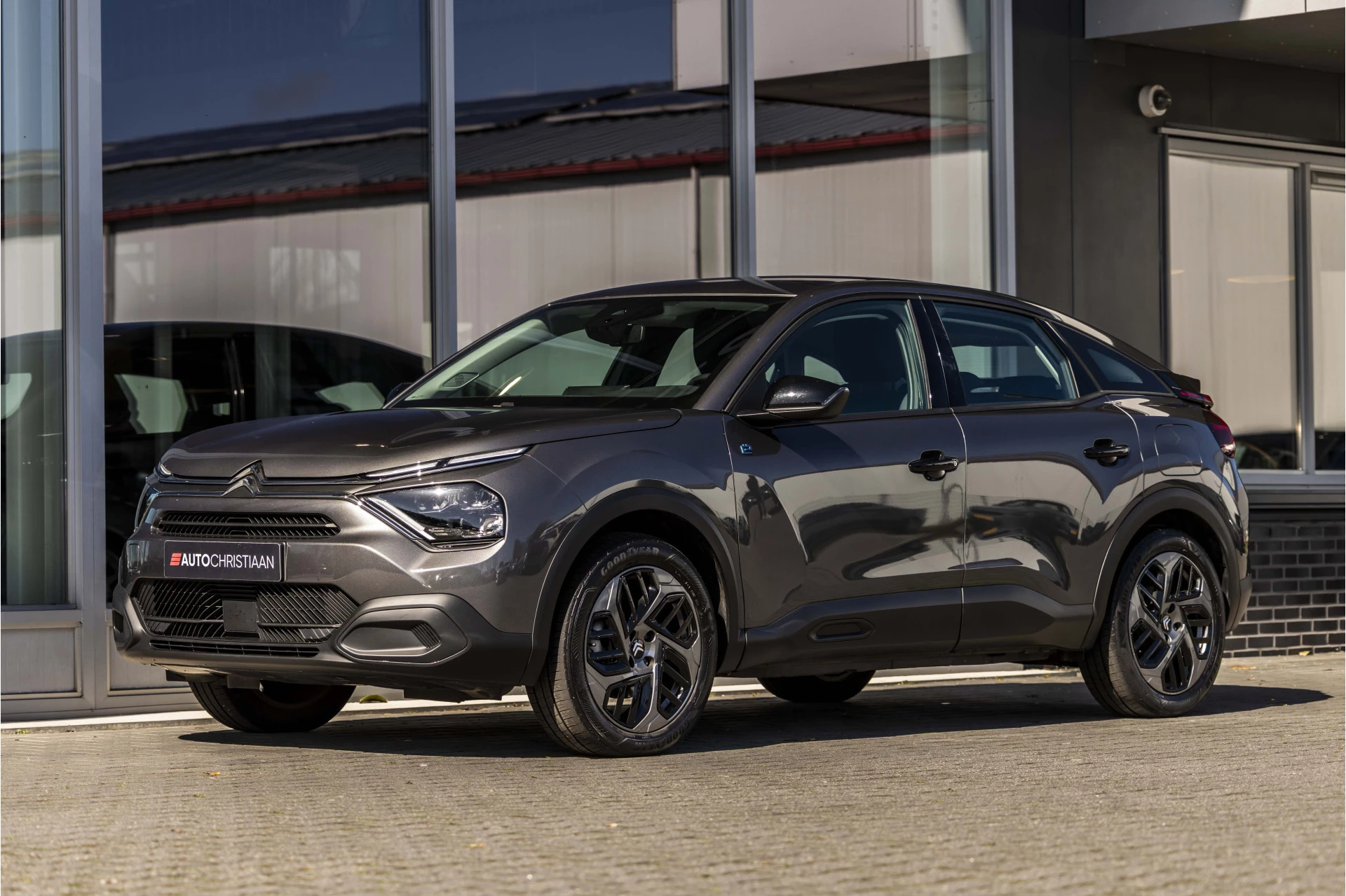 Hoofdafbeelding Citroën ë-C4