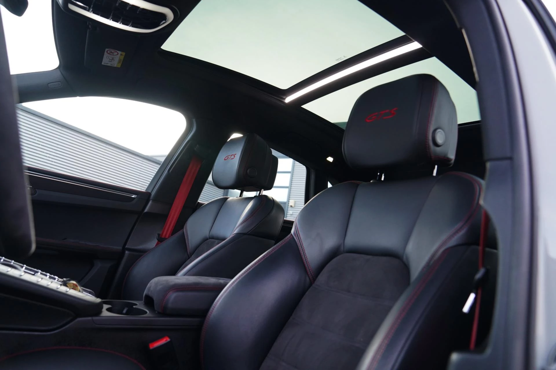 Hoofdafbeelding Porsche Macan