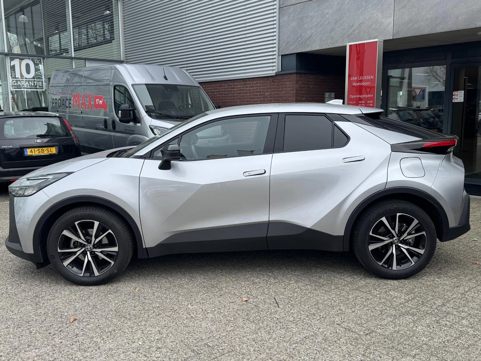 Hoofdafbeelding Toyota C-HR