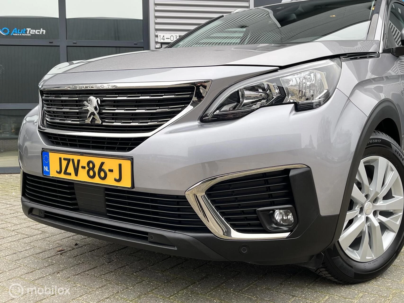 Hoofdafbeelding Peugeot 5008