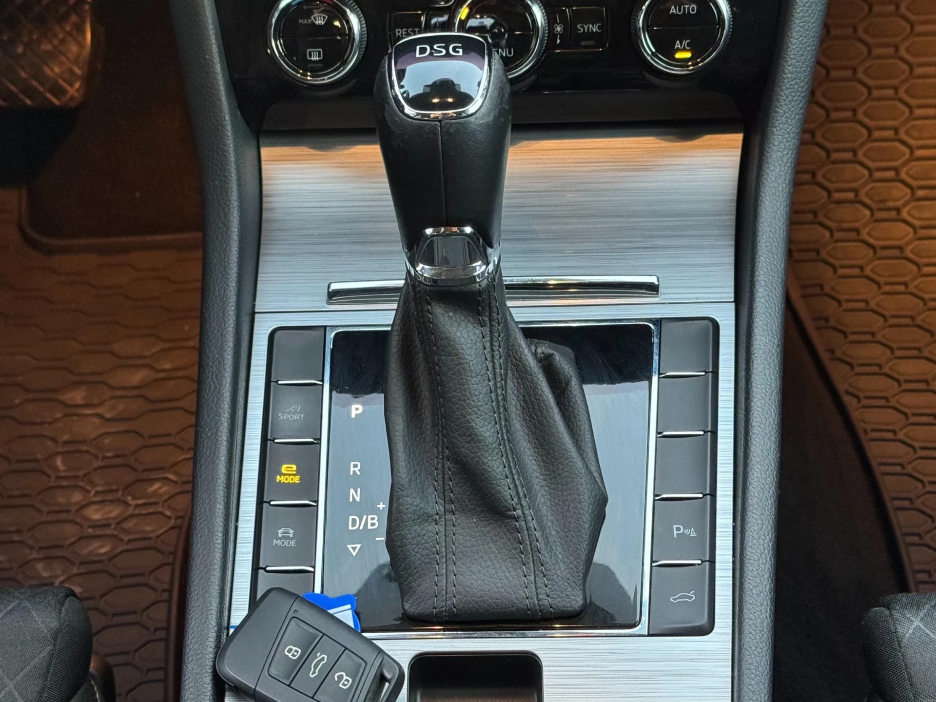 Hoofdafbeelding Škoda Superb