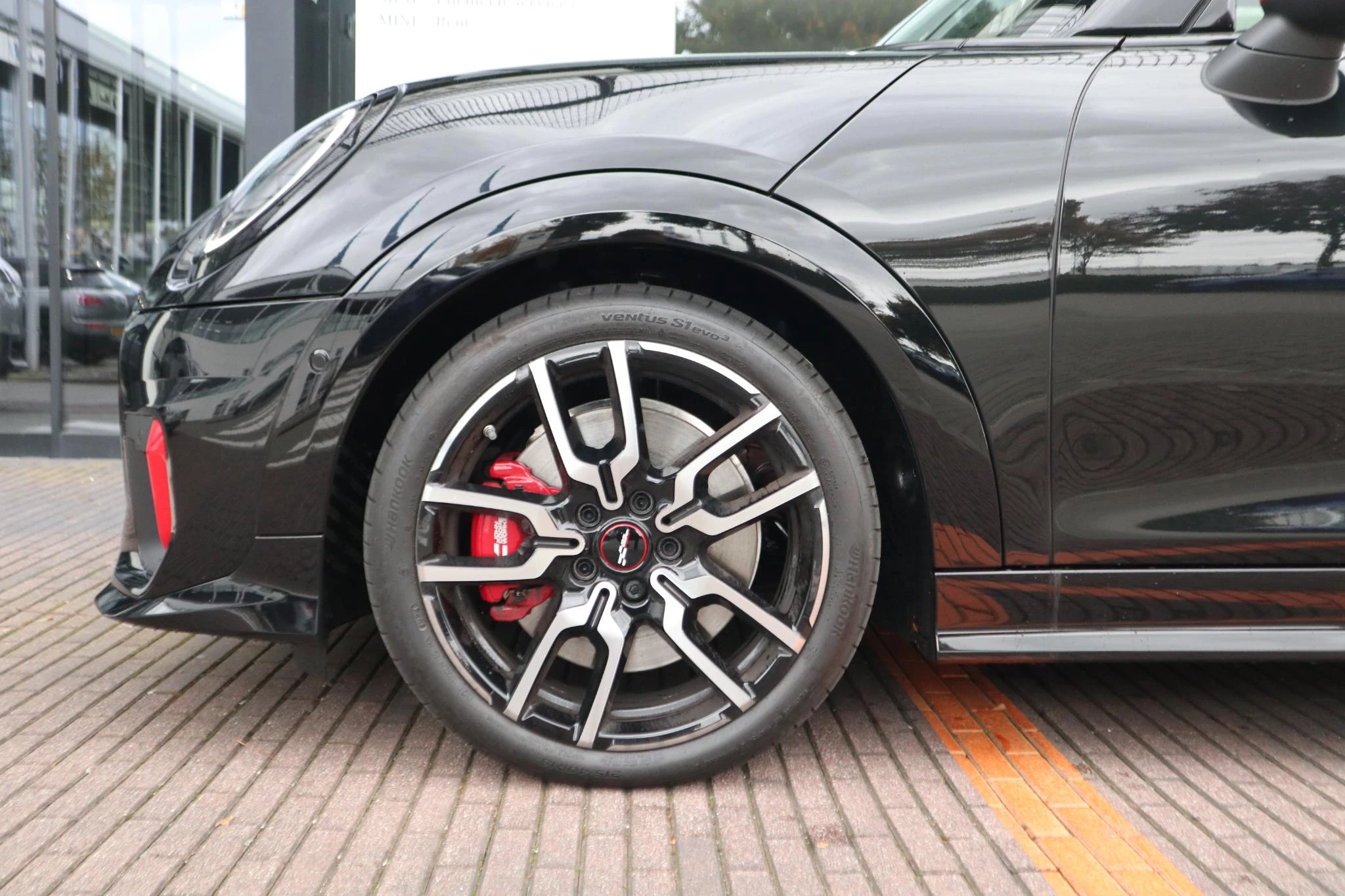 Hoofdafbeelding MINI Cabrio