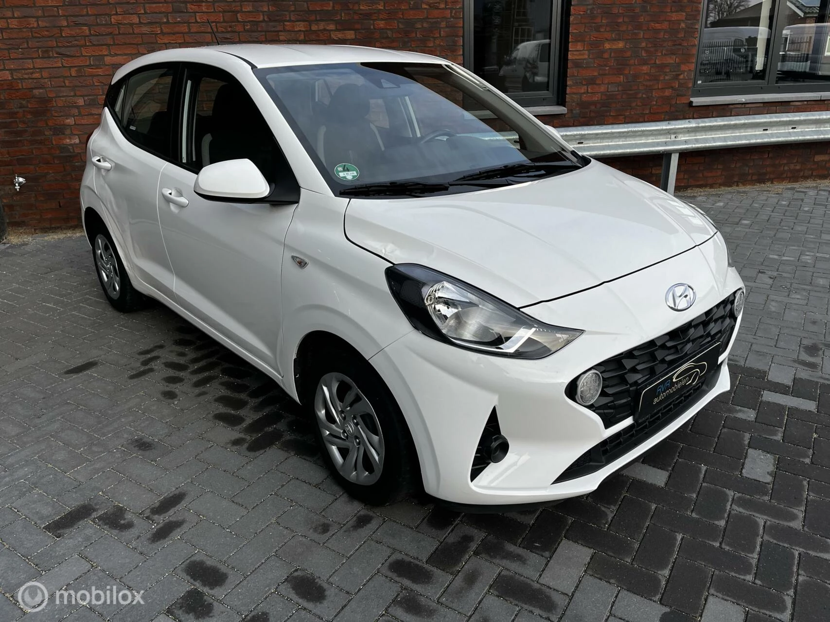 Hoofdafbeelding Hyundai i10