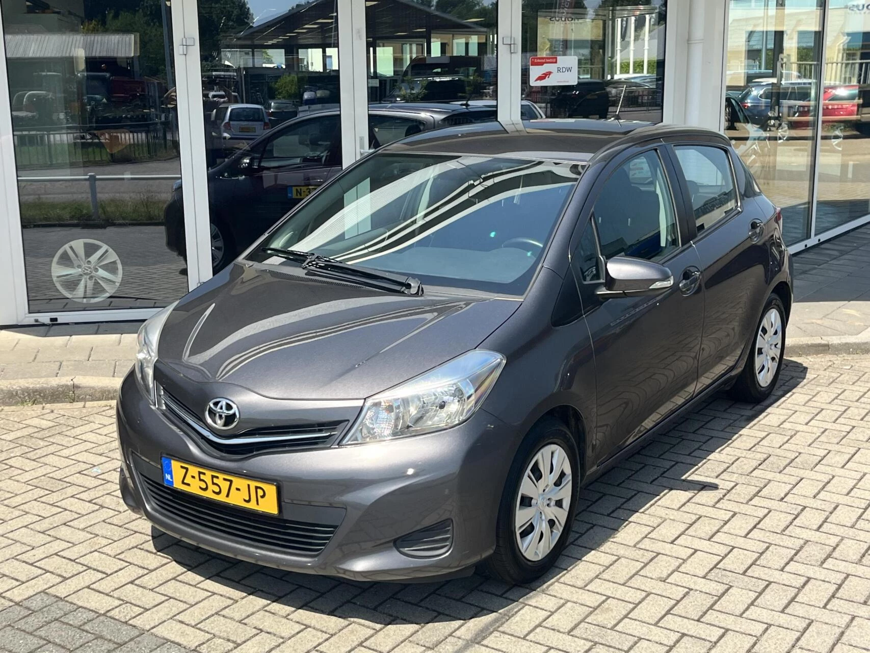 Hoofdafbeelding Toyota Yaris