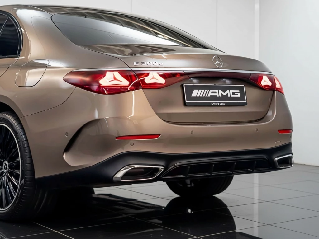 Hoofdafbeelding Mercedes-Benz E-Klasse