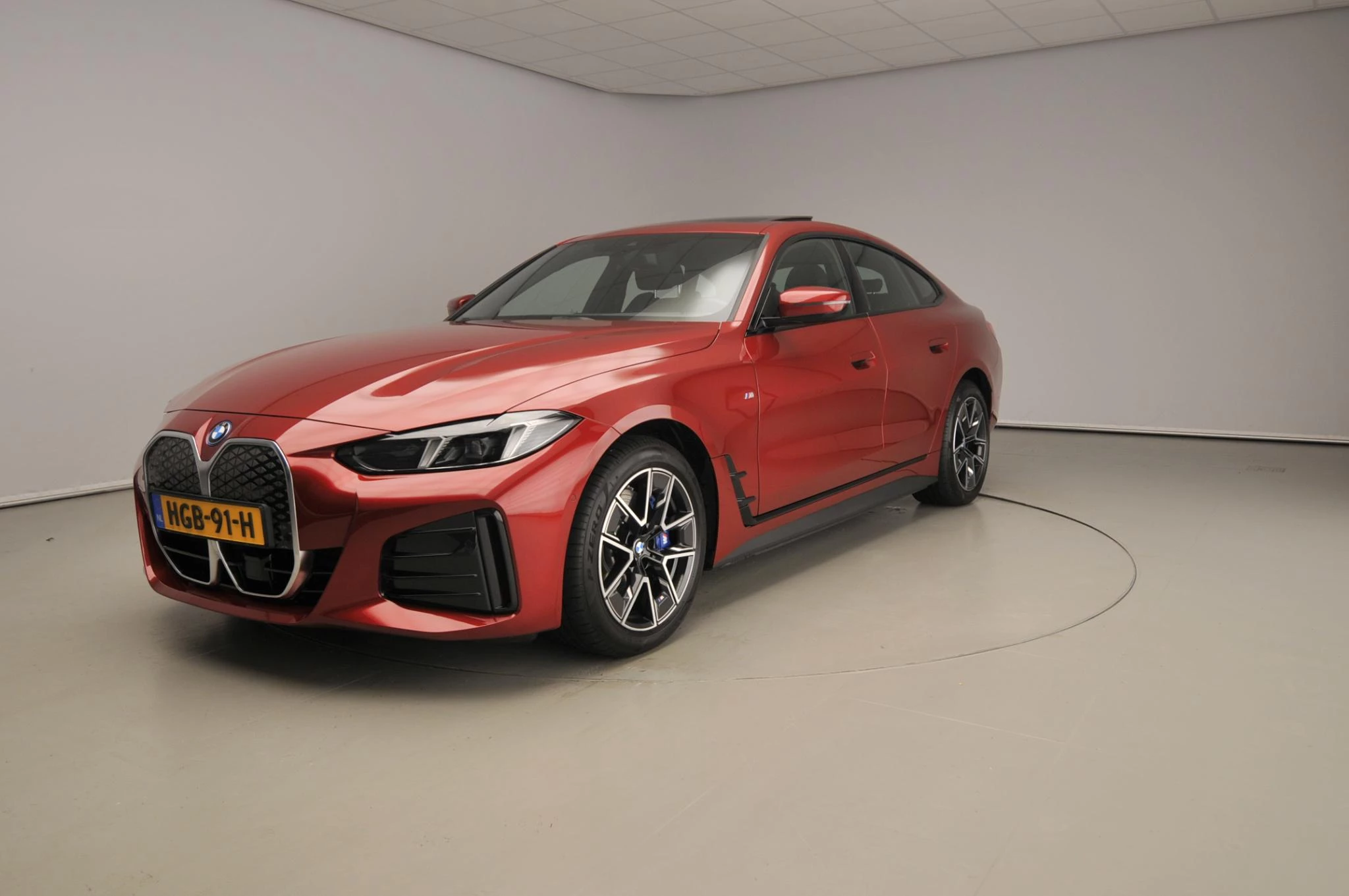 Hoofdafbeelding BMW i4