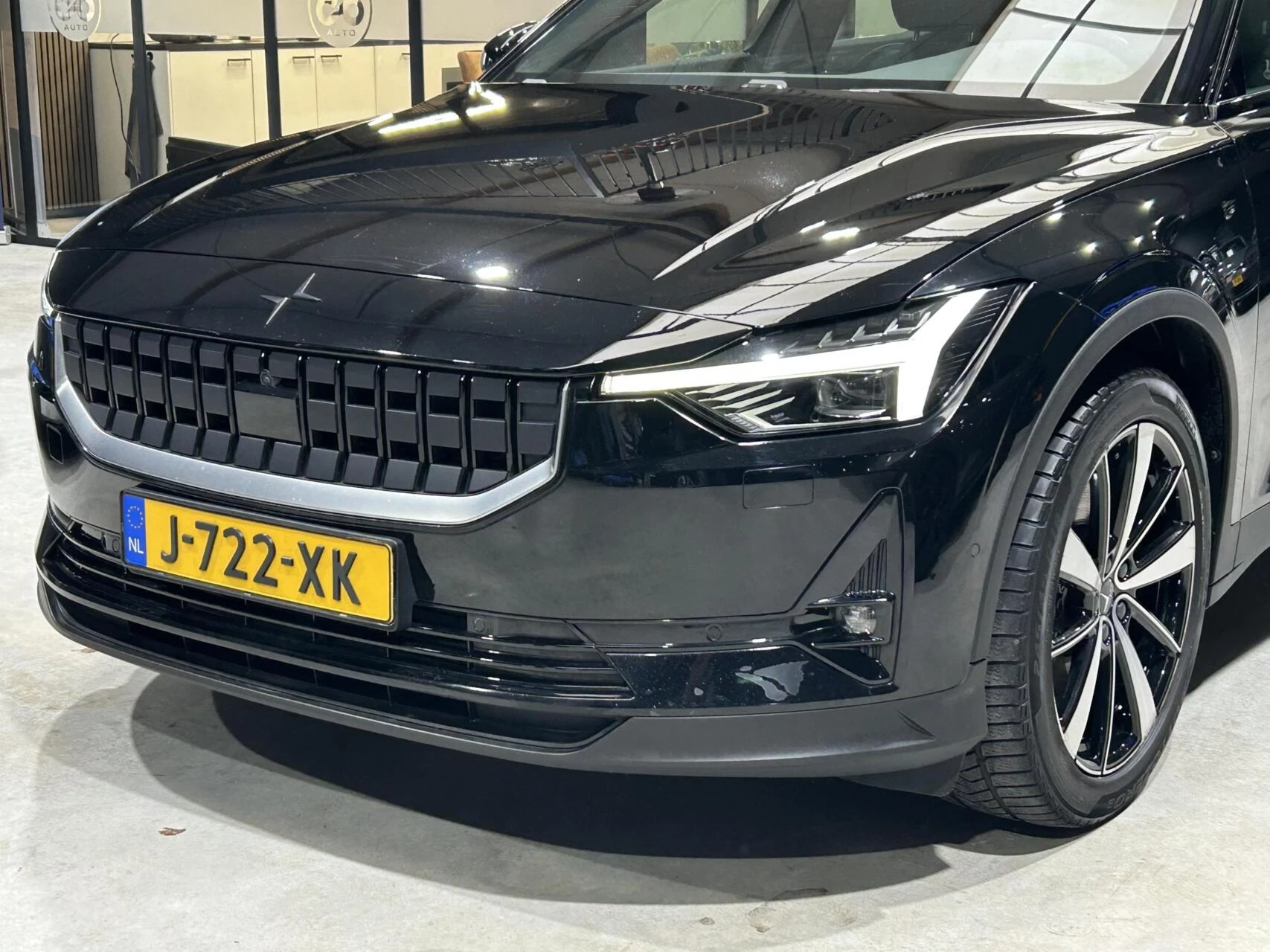 Hoofdafbeelding Polestar 2