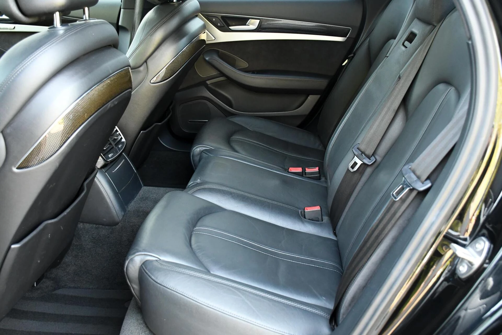 Hoofdafbeelding Audi S8