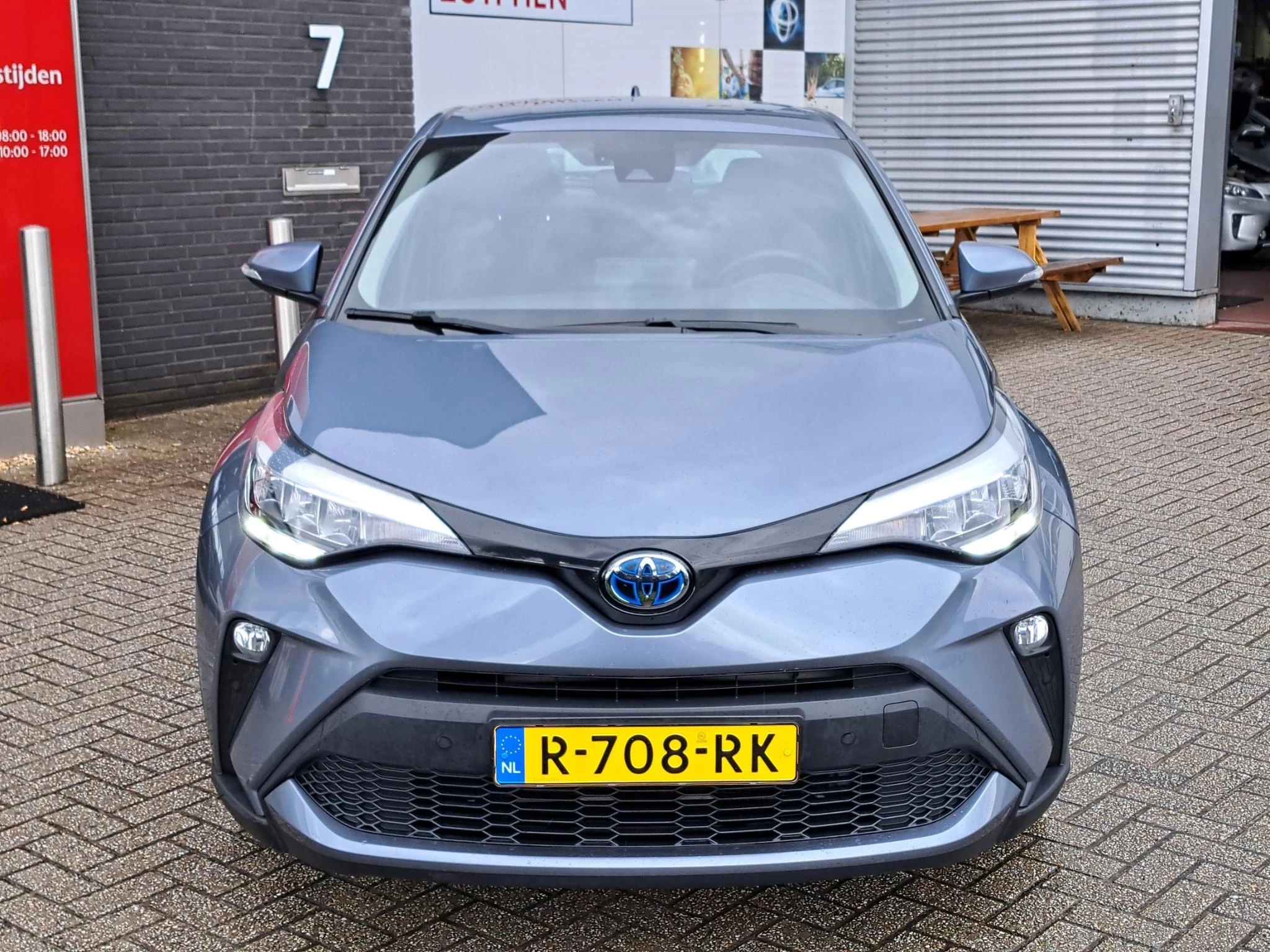 Hoofdafbeelding Toyota C-HR