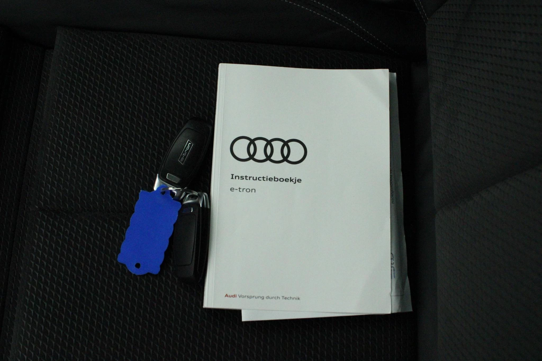 Hoofdafbeelding Audi e-tron