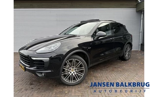 Hoofdafbeelding Porsche Cayenne Porsche Cayenne v 8 4.2 D S panoramadak