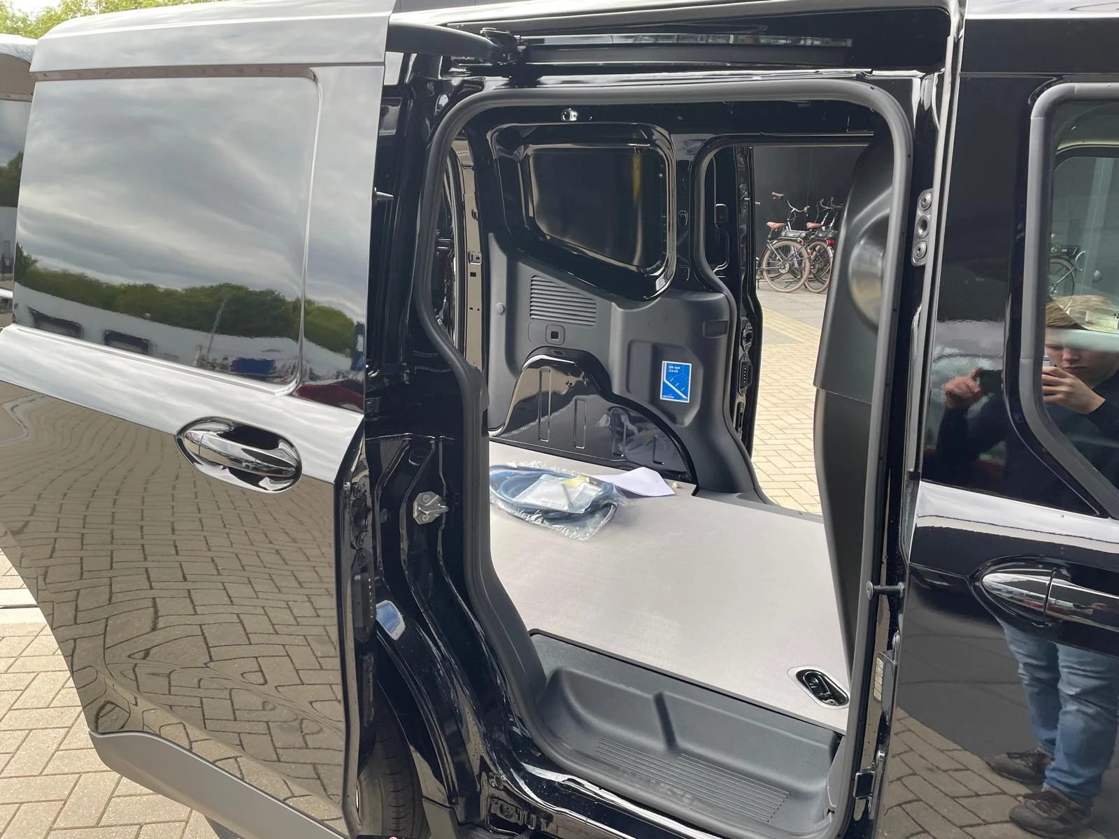 Hoofdafbeelding Ford E-Transit Courier