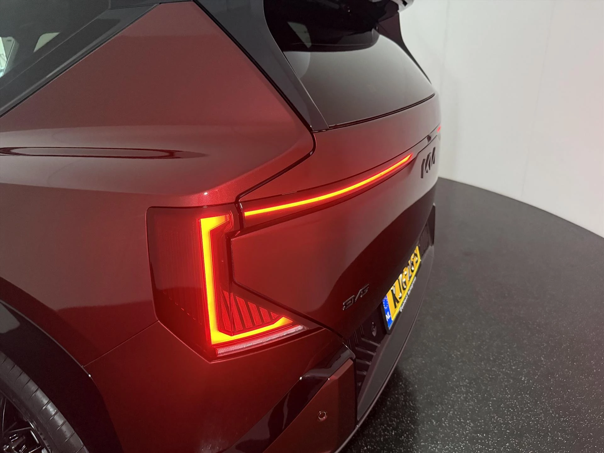 Hoofdafbeelding Kia EV5