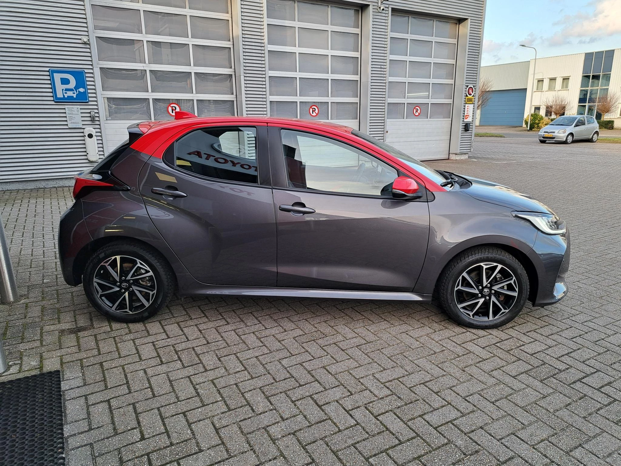 Hoofdafbeelding Toyota Yaris