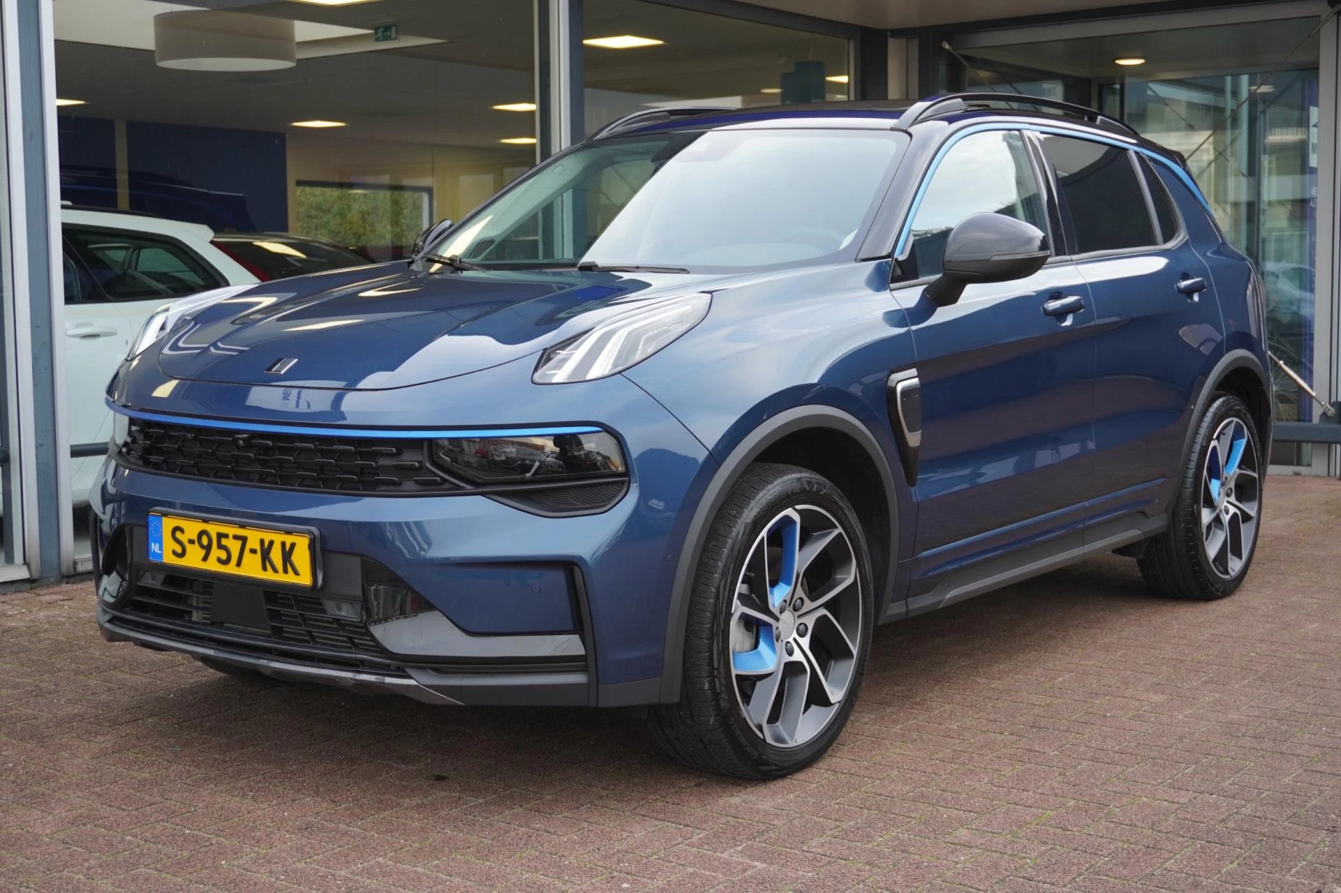 Hoofdafbeelding Lynk & Co 01