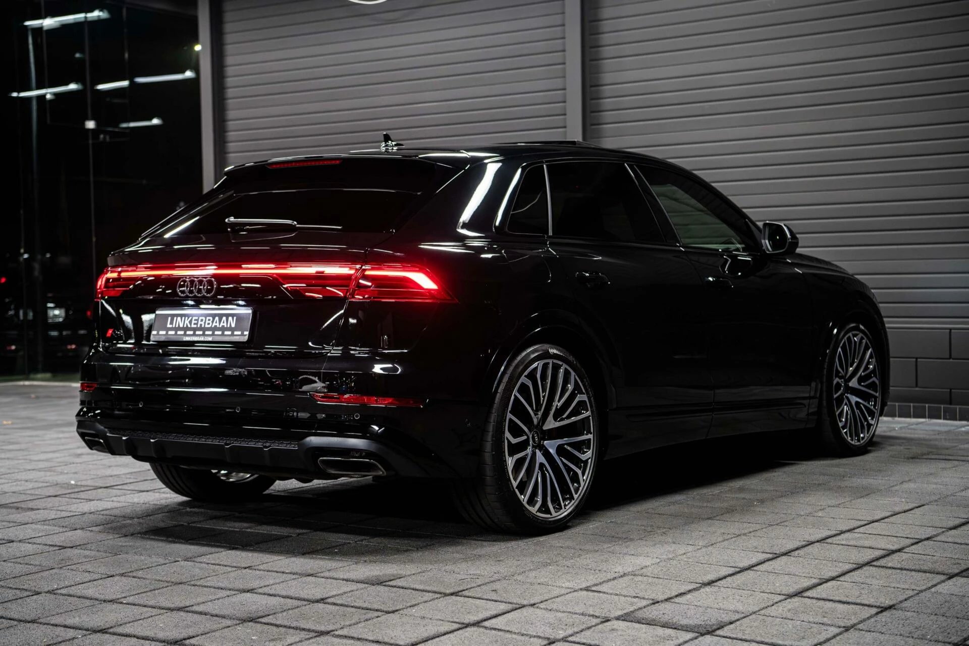 Hoofdafbeelding Audi Q8